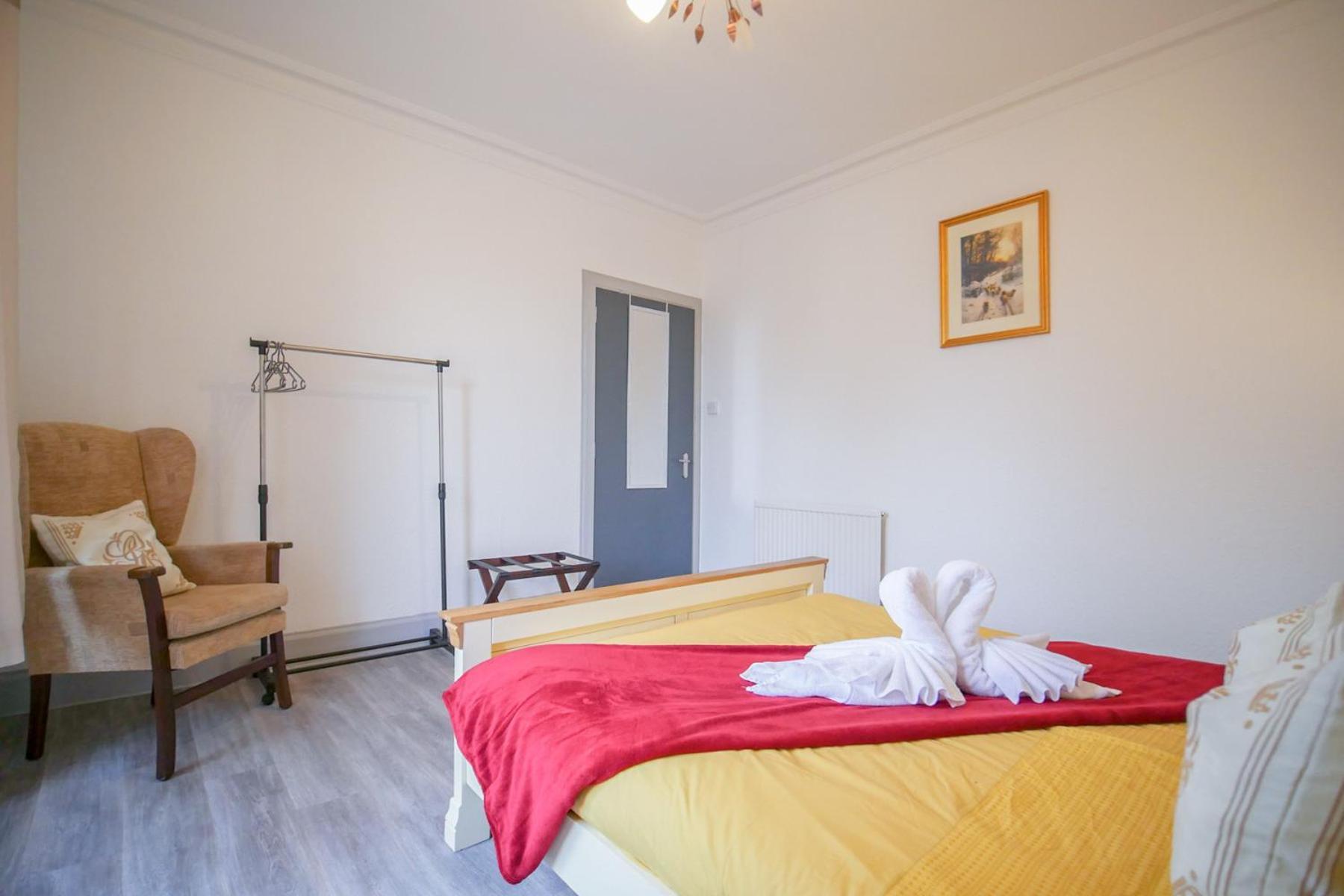 Telford Rd 5 Bedroom House إينفيرنيس المظهر الخارجي الصورة