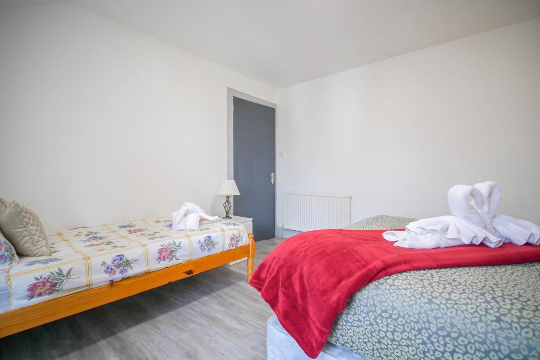 Telford Rd 5 Bedroom House إينفيرنيس المظهر الخارجي الصورة
